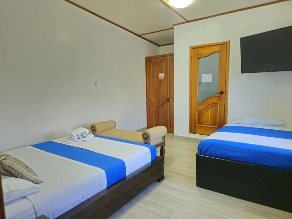 Guest house Flightless Cormorant Hotel Puerto Ayora